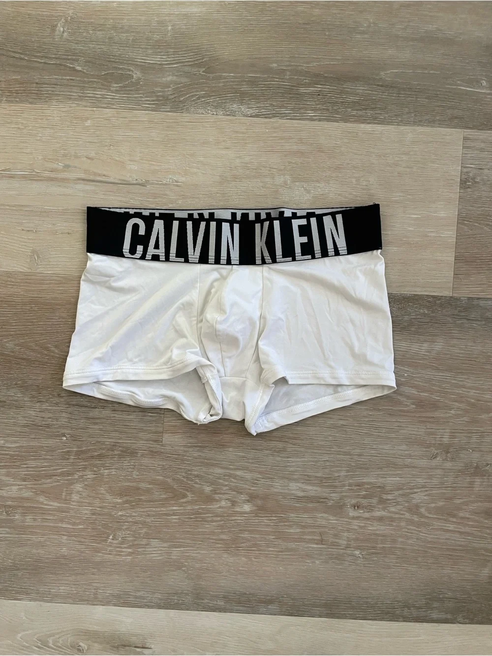 Calvin Klein Men's intense Power Trunk (S)